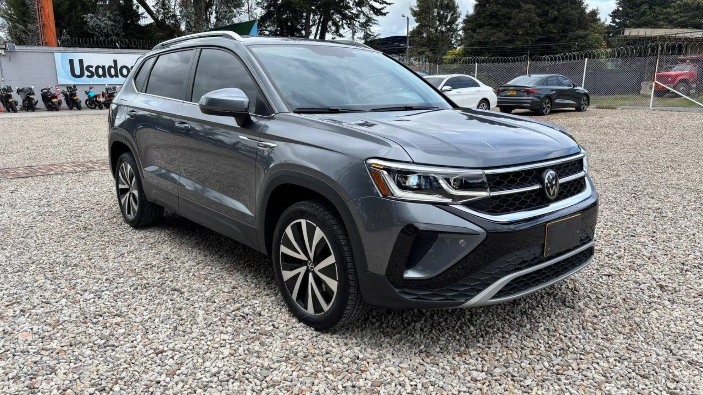 VOLKSWAGEN TAOS HIGHLINE SE AT 1400CC T 6AB ABS CT