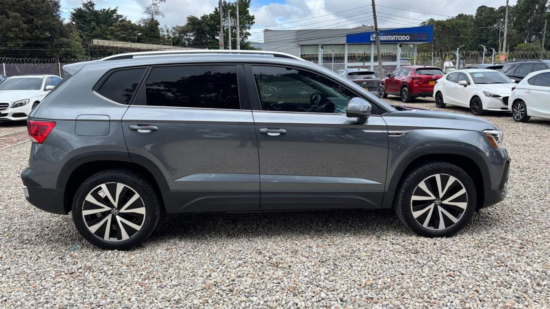 VOLKSWAGEN TAOS HIGHLINE SE AT 1400CC T 6AB ABS CT