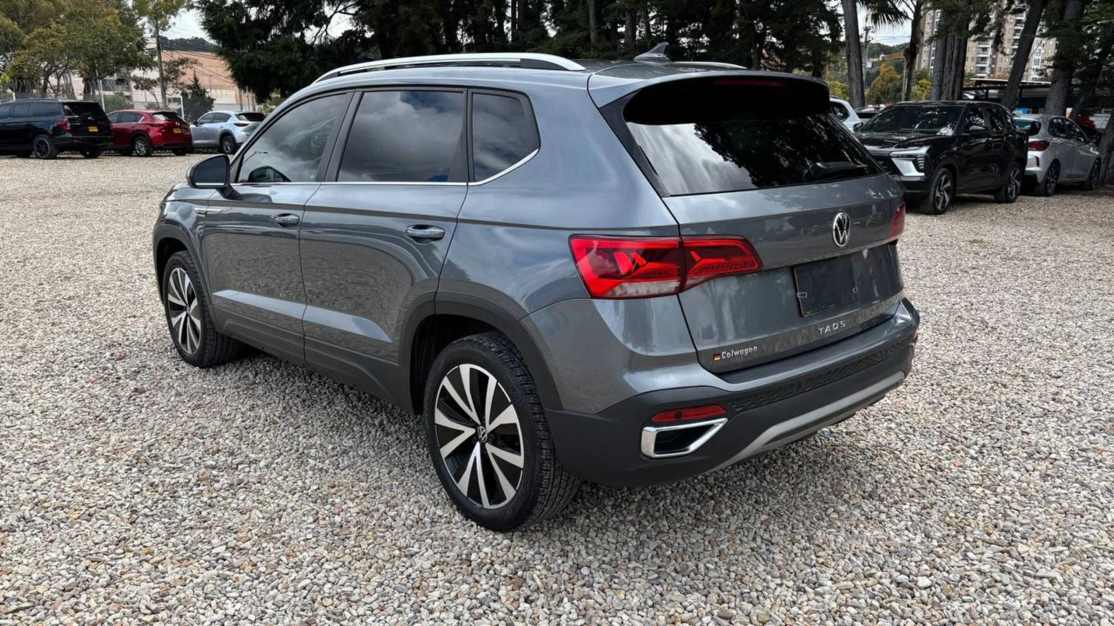 VOLKSWAGEN TAOS HIGHLINE SE AT 1400CC T 6AB ABS CT