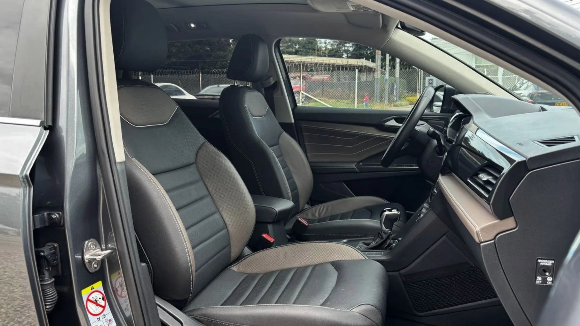 VOLKSWAGEN TAOS HIGHLINE SE AT 1400CC T 6AB ABS CT