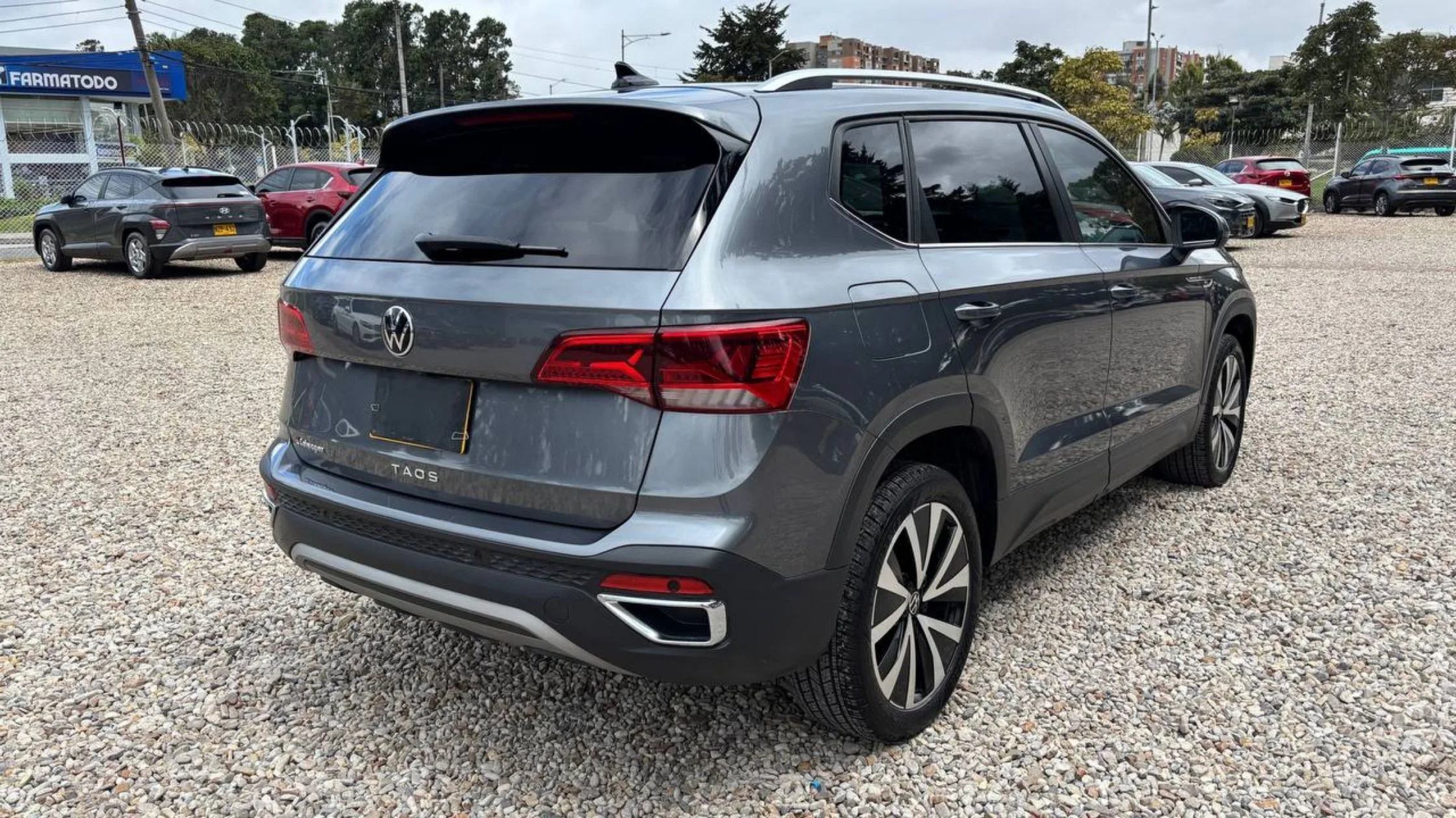 VOLKSWAGEN TAOS HIGHLINE SE AT 1400CC T 6AB ABS CT