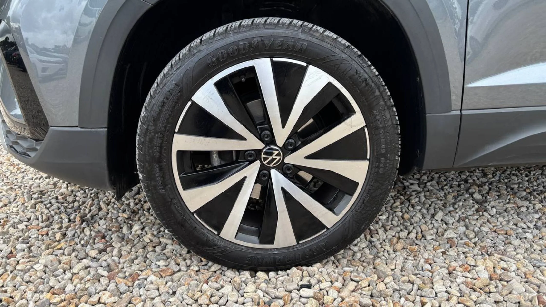 VOLKSWAGEN TAOS HIGHLINE SE AT 1400CC T 6AB ABS CT