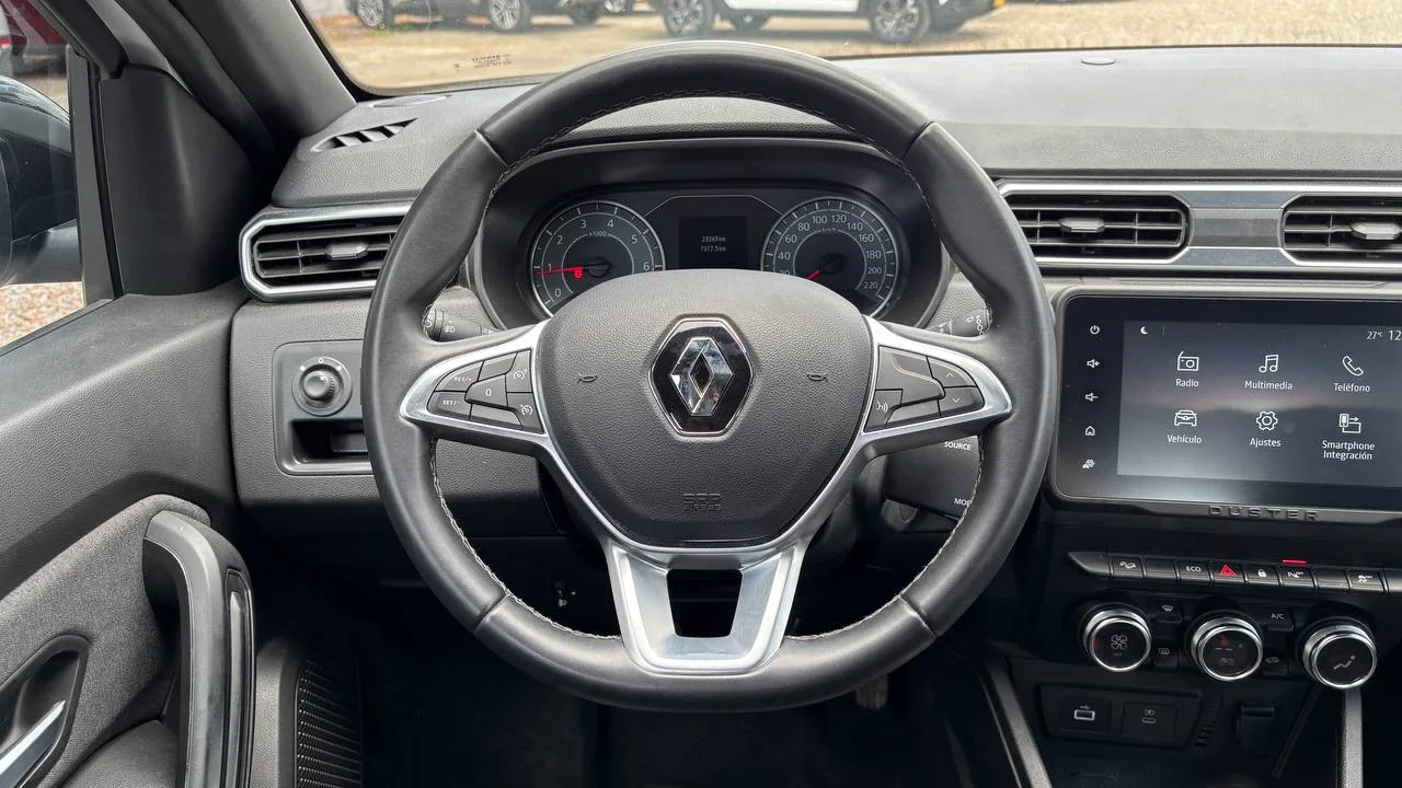 RENAULT DUSTER ICONIC MT 1300CC T 4X4 6AB