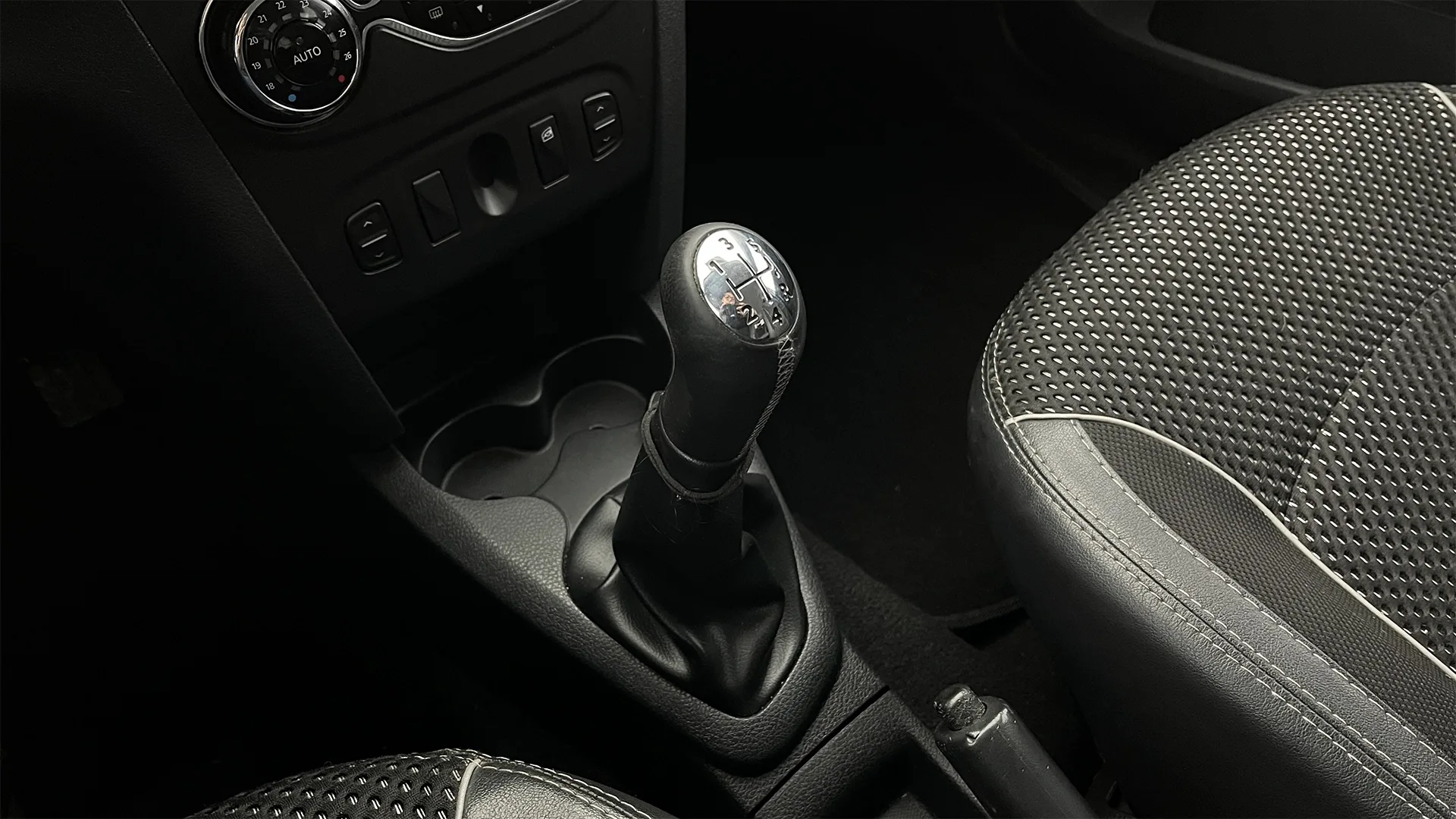 RENAULT STEPWAY DYNAMIQUE / INTENS MT 1600CC AA 16V 2AB