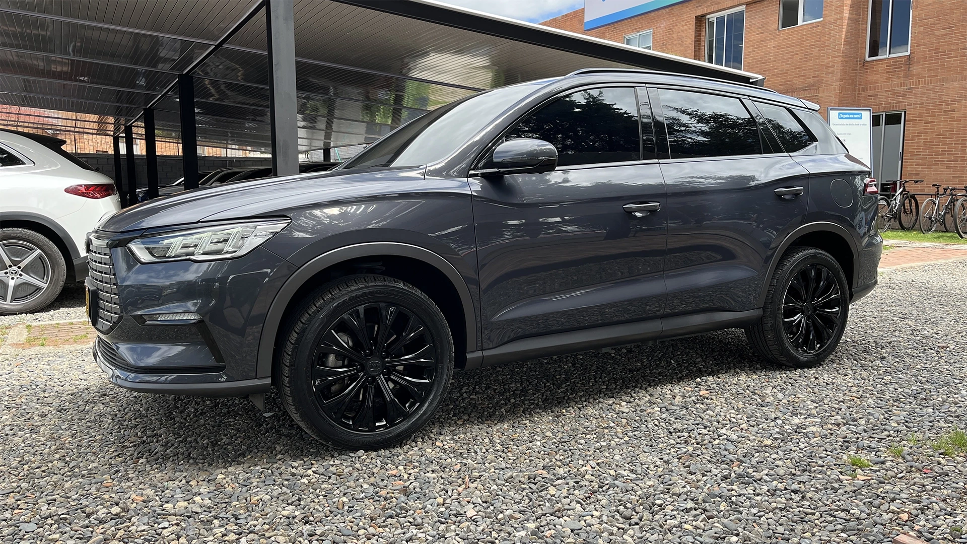 BYD SONG PRO GLX AT 120KW 6AB ABS CT