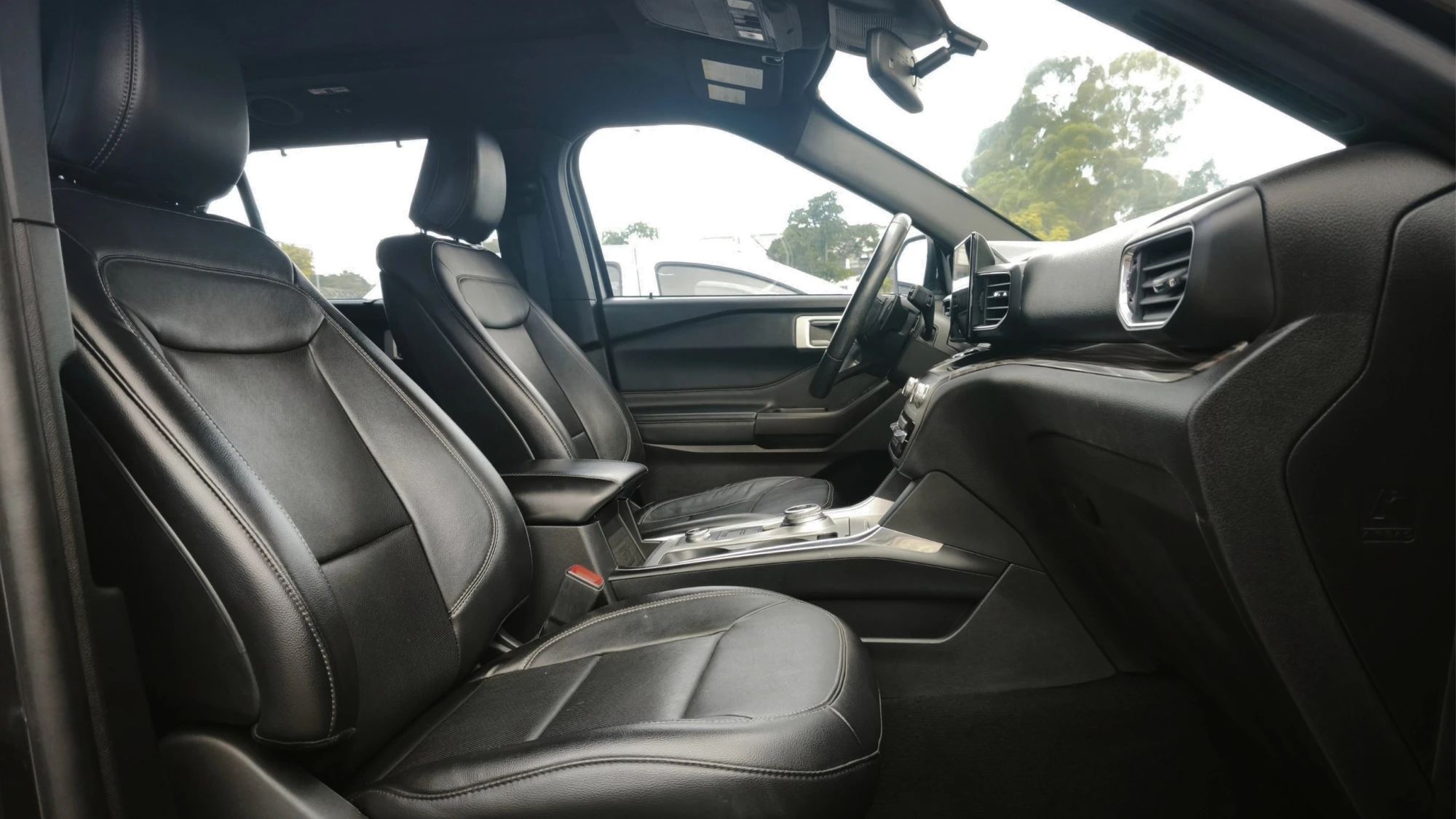FORD EXPLORER LIMITED TP 2300CC T TC 4X4