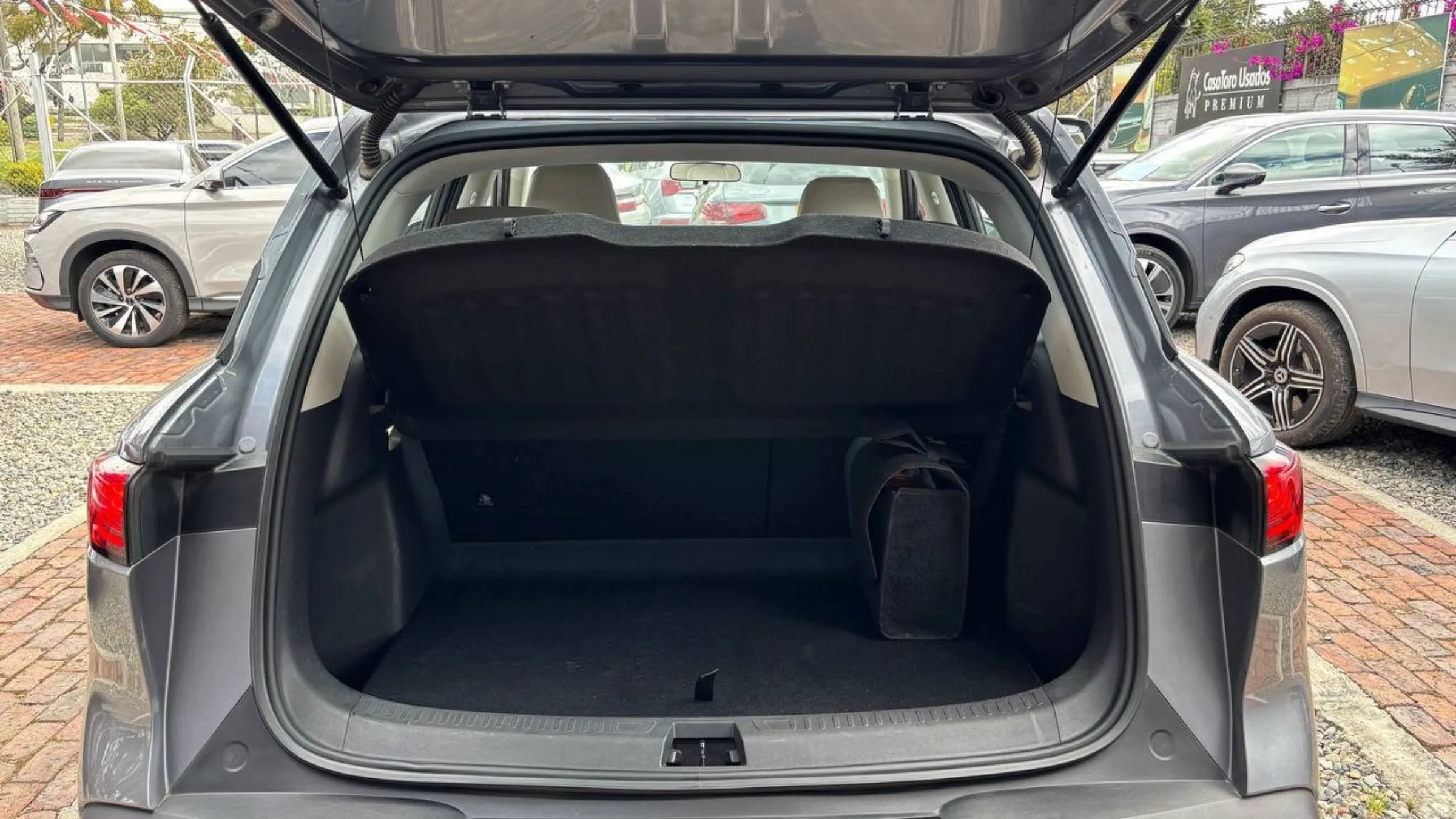 BYD YUAN UP EV AT 130KW 6AB ABS