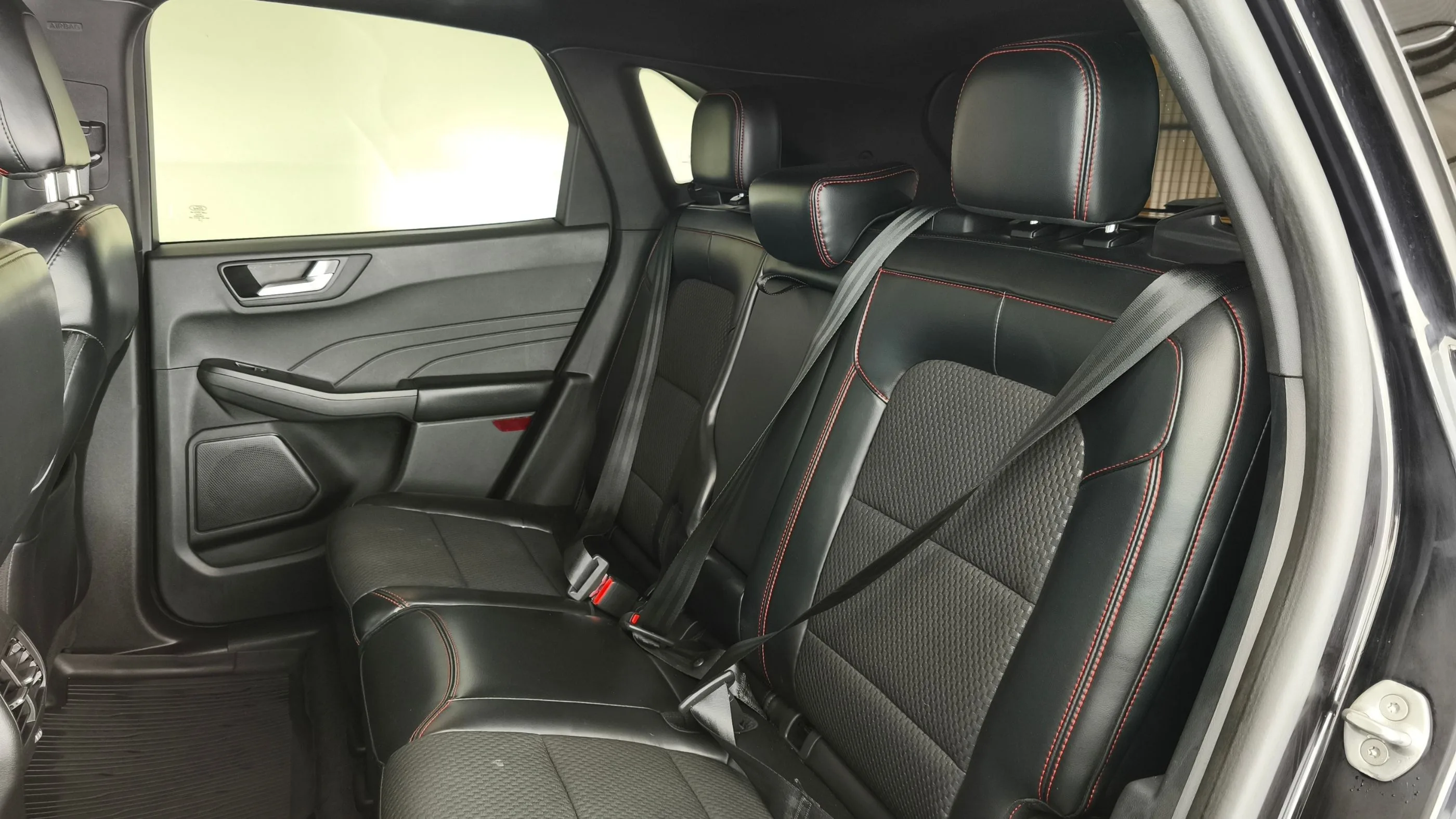 FORD ESCAPE ST - LINE SELECT FHEV AT 2500CC CT 4X4