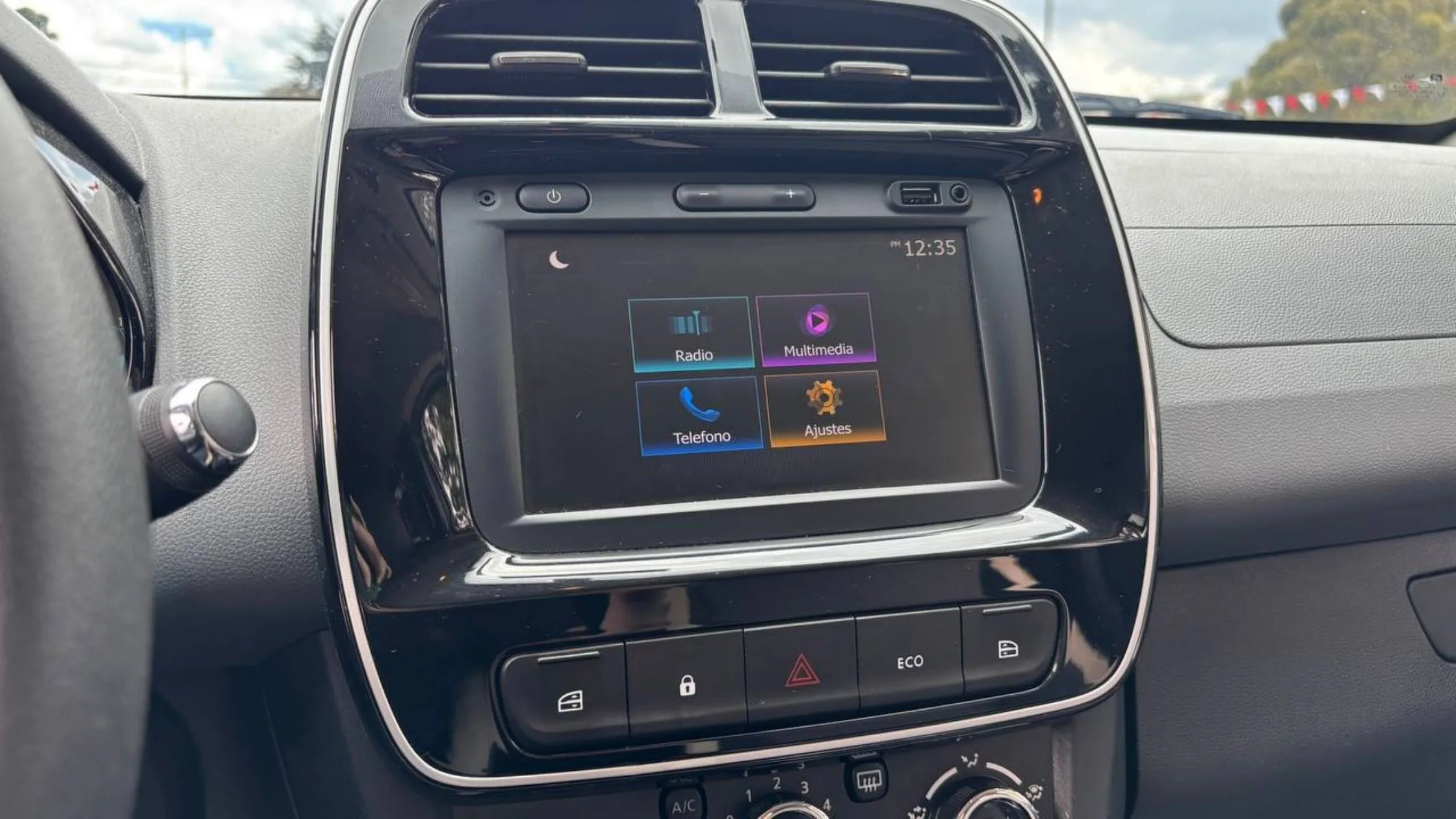 RENAULT KWID E-TECH INTENS AT 27KW 6AB ABS