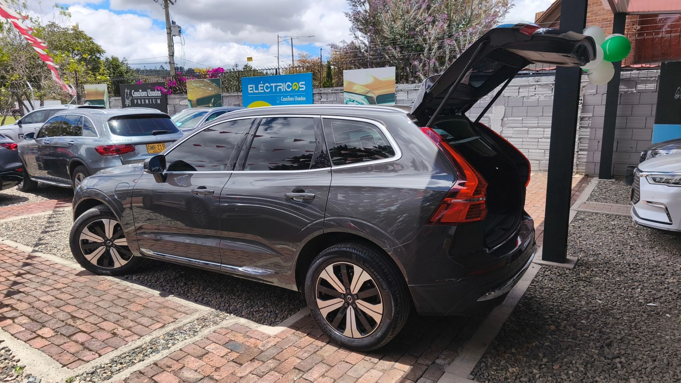 VOLVO XC60 RECHARGE ULTIMATE T8 PHEV AT 2000CC CT