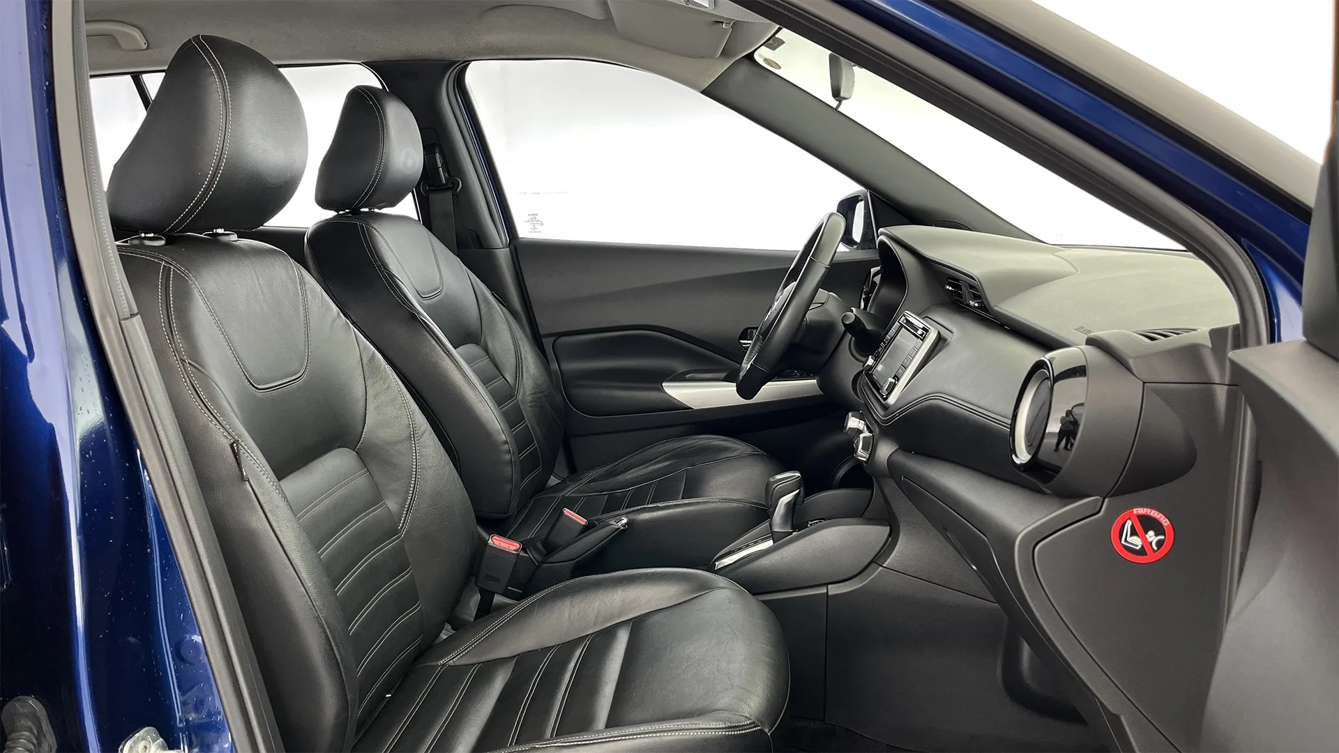 NISSAN KICKS EXCLUSIVE TP 1600CC 6AB R17 TC