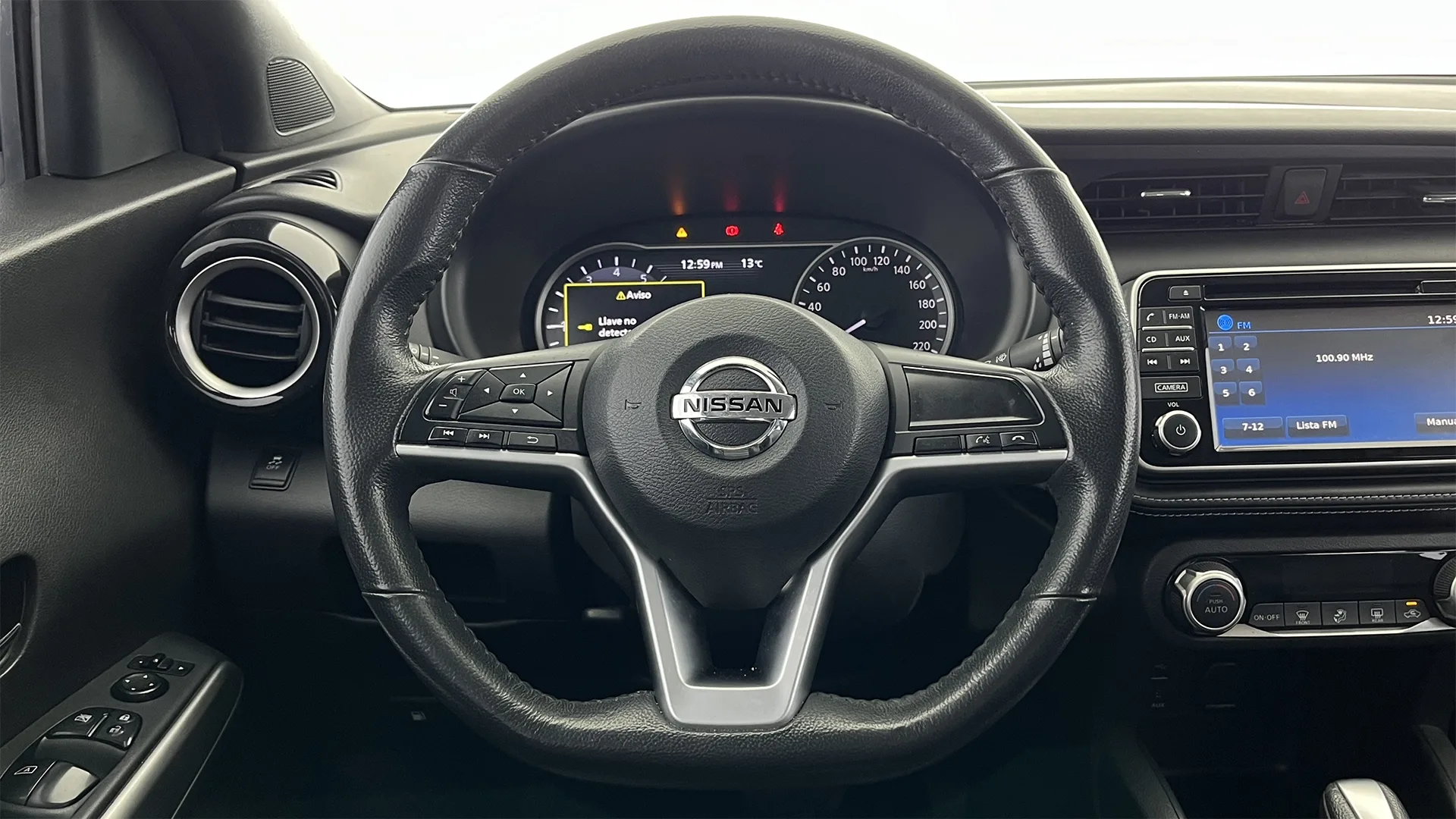 NISSAN KICKS EXCLUSIVE TP 1600CC 6AB R17 TC