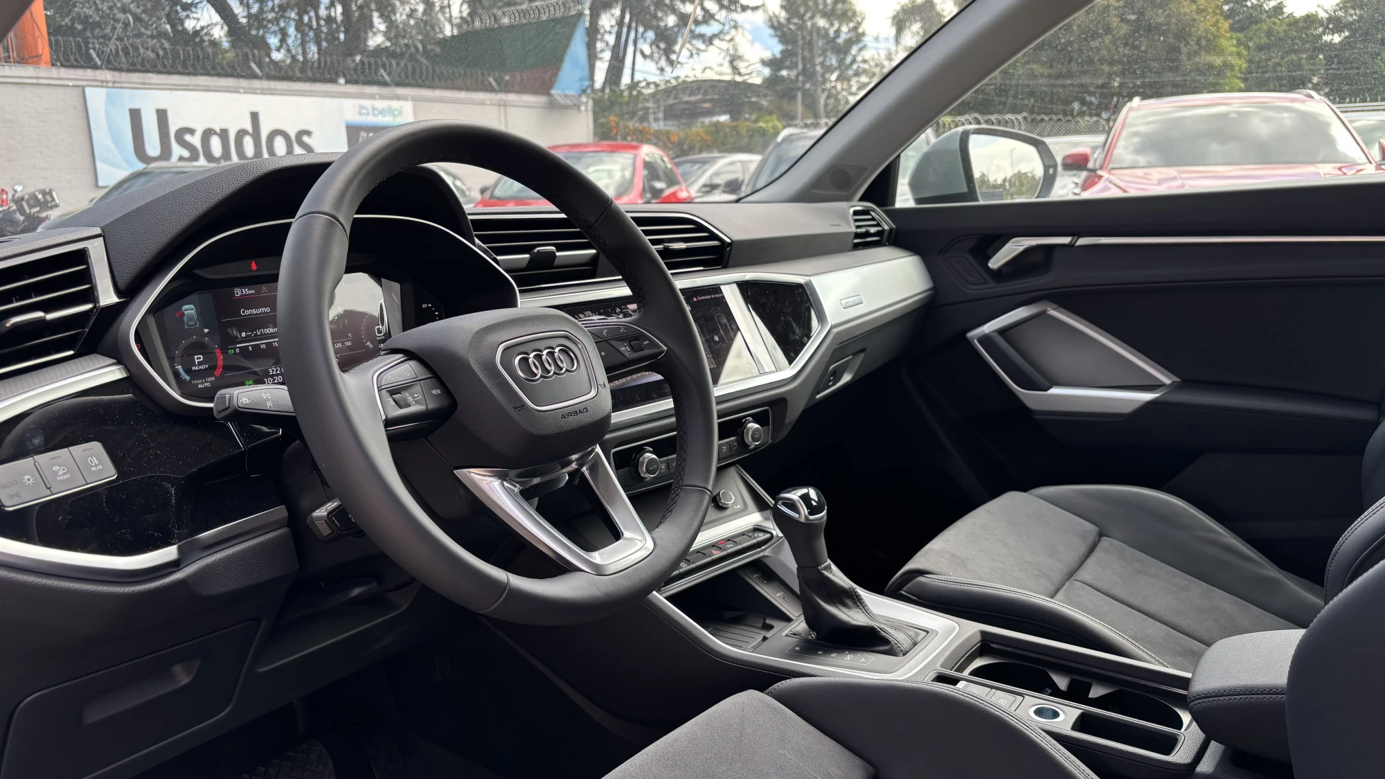 AUDI Q3 35 TFSI AMBITION PLUS TP 1400CC T TC R19