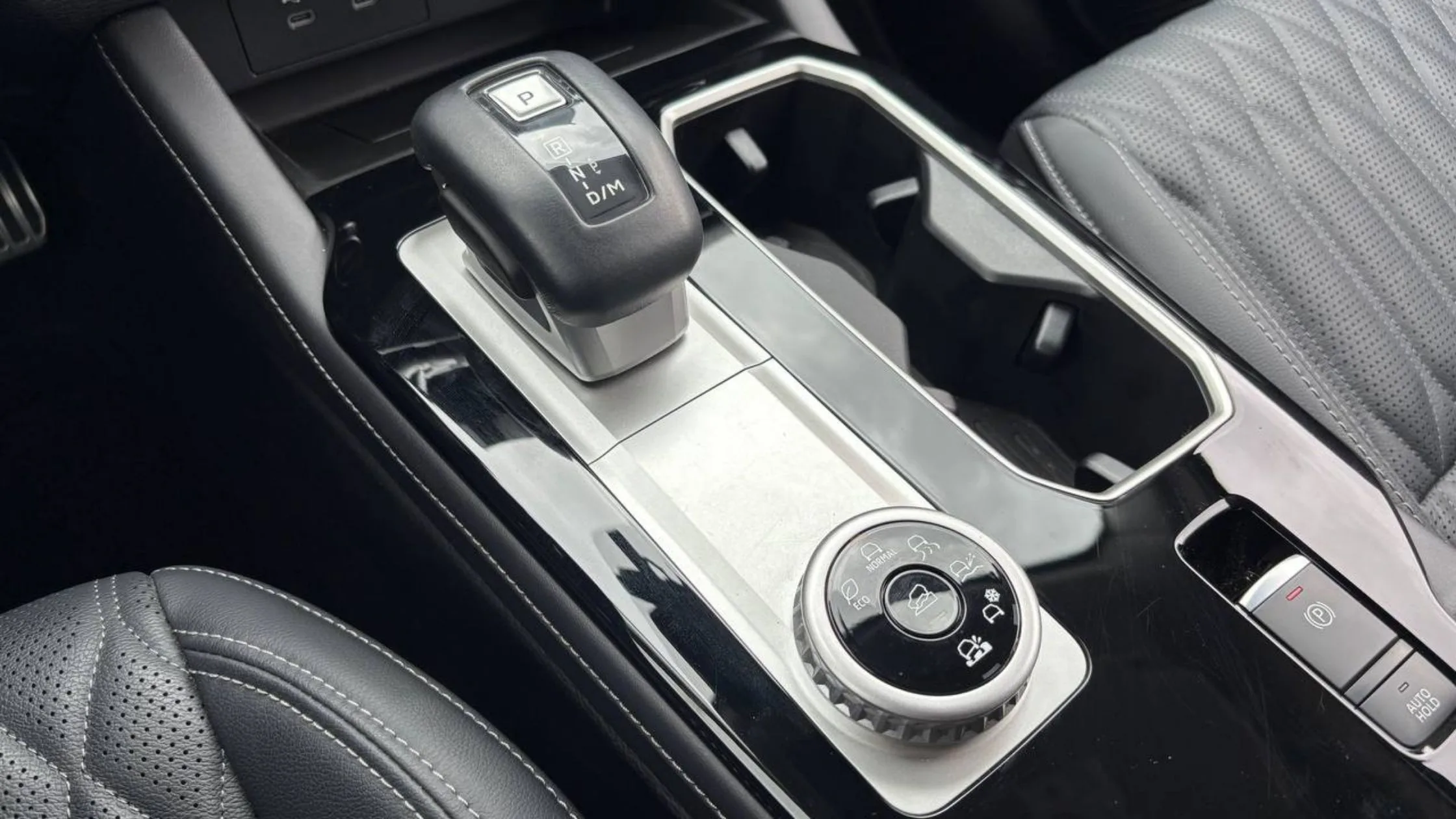 MITSUBISHI OUTLANDER 2.5L AT 2500CC CT 7AB