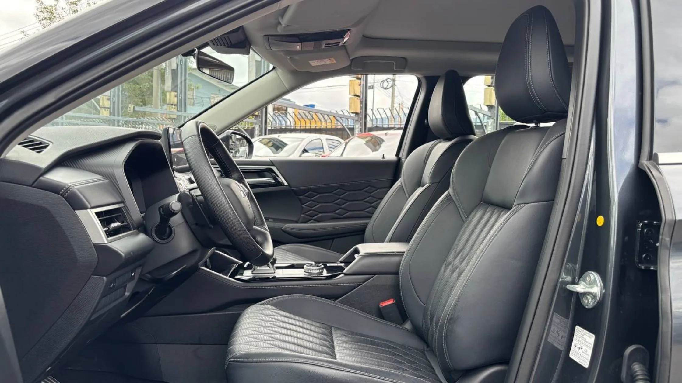 MITSUBISHI OUTLANDER 2.5L AT 2500CC CT 7AB