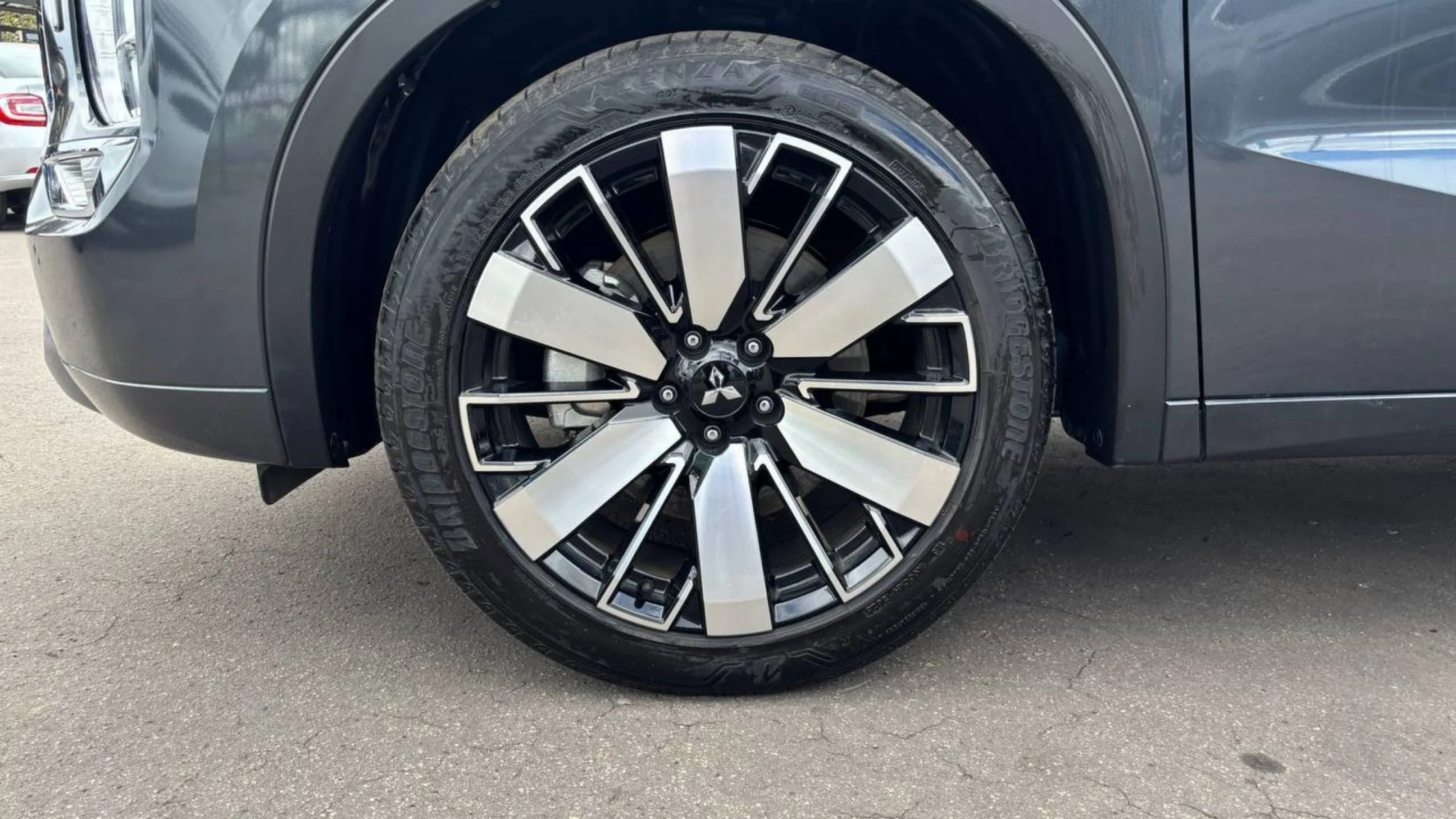 MITSUBISHI OUTLANDER 2.5L AT 2500CC CT 7AB