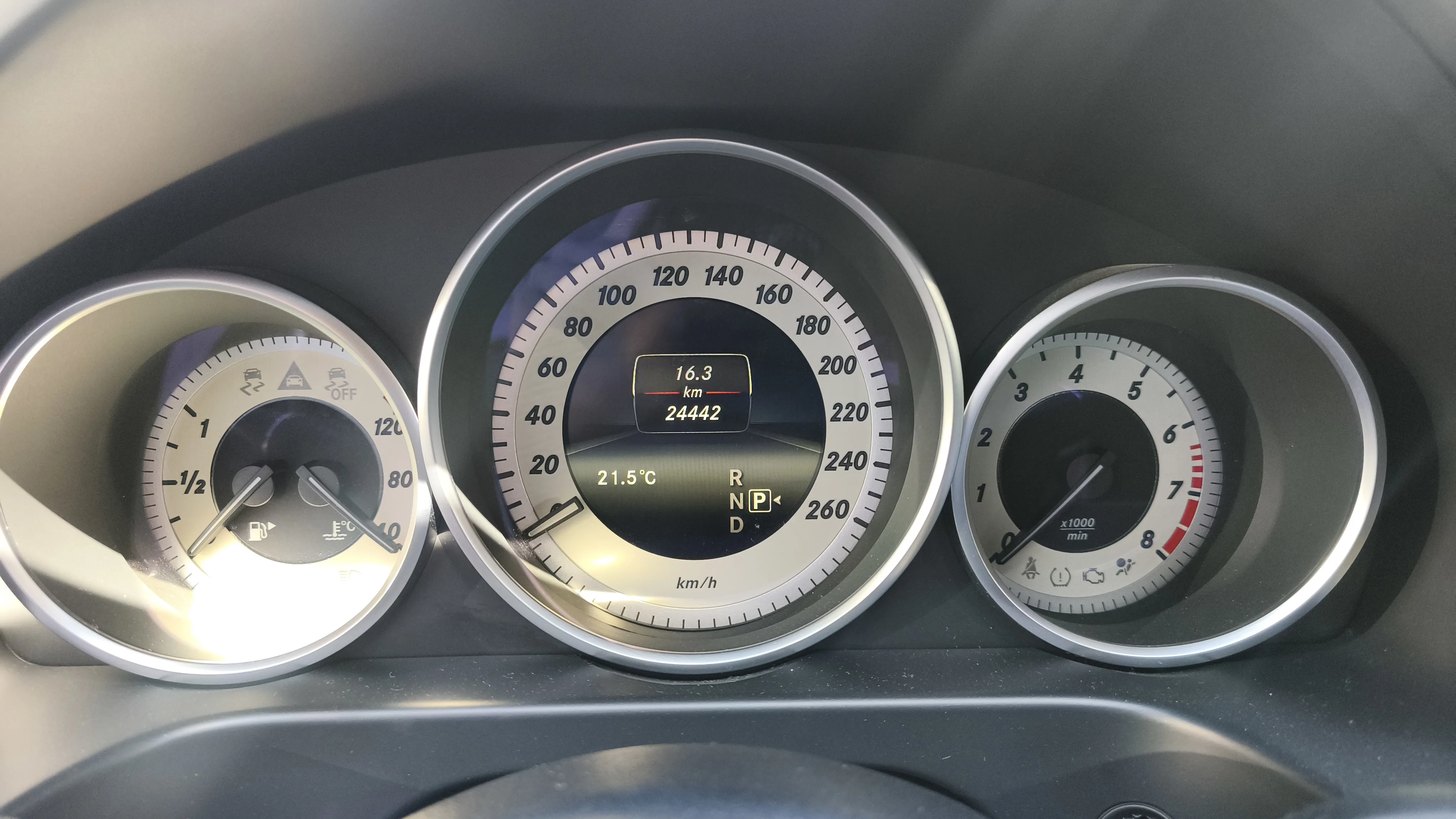 MERCEDES-BENZ E 200 [W212] [FL] CGI TP 2000CC T