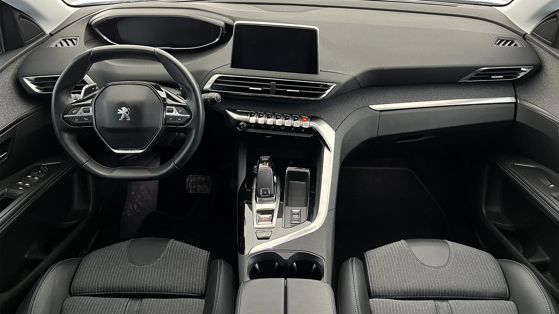 PEUGEOT 3008 ALLURE TP 1600CC T CT R18