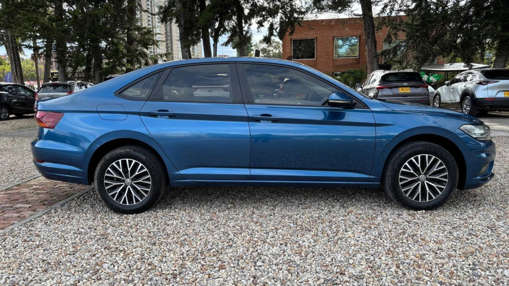 VOLKSWAGEN JETTA TSI COMFORTLINE TP 1400CC T R16