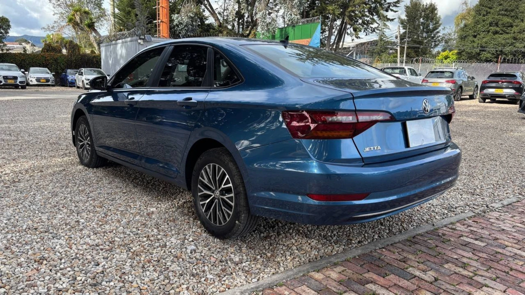 VOLKSWAGEN JETTA TSI COMFORTLINE TP 1400CC T R16