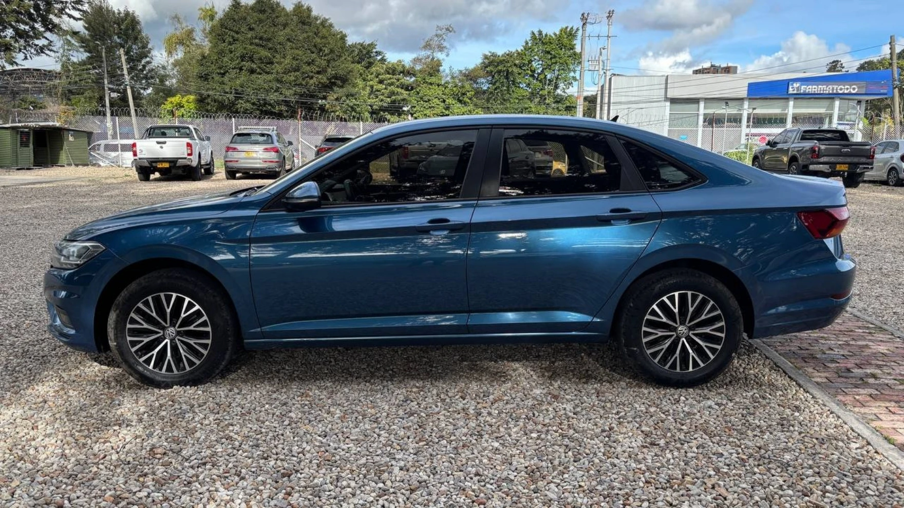 VOLKSWAGEN JETTA TSI COMFORTLINE TP 1400CC T R16