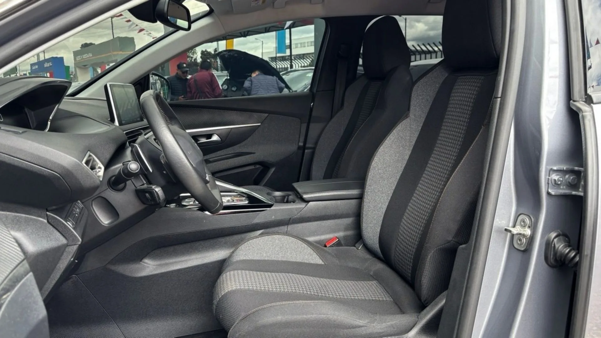 PEUGEOT 3008 ACTIVE TP 1600CC T R17