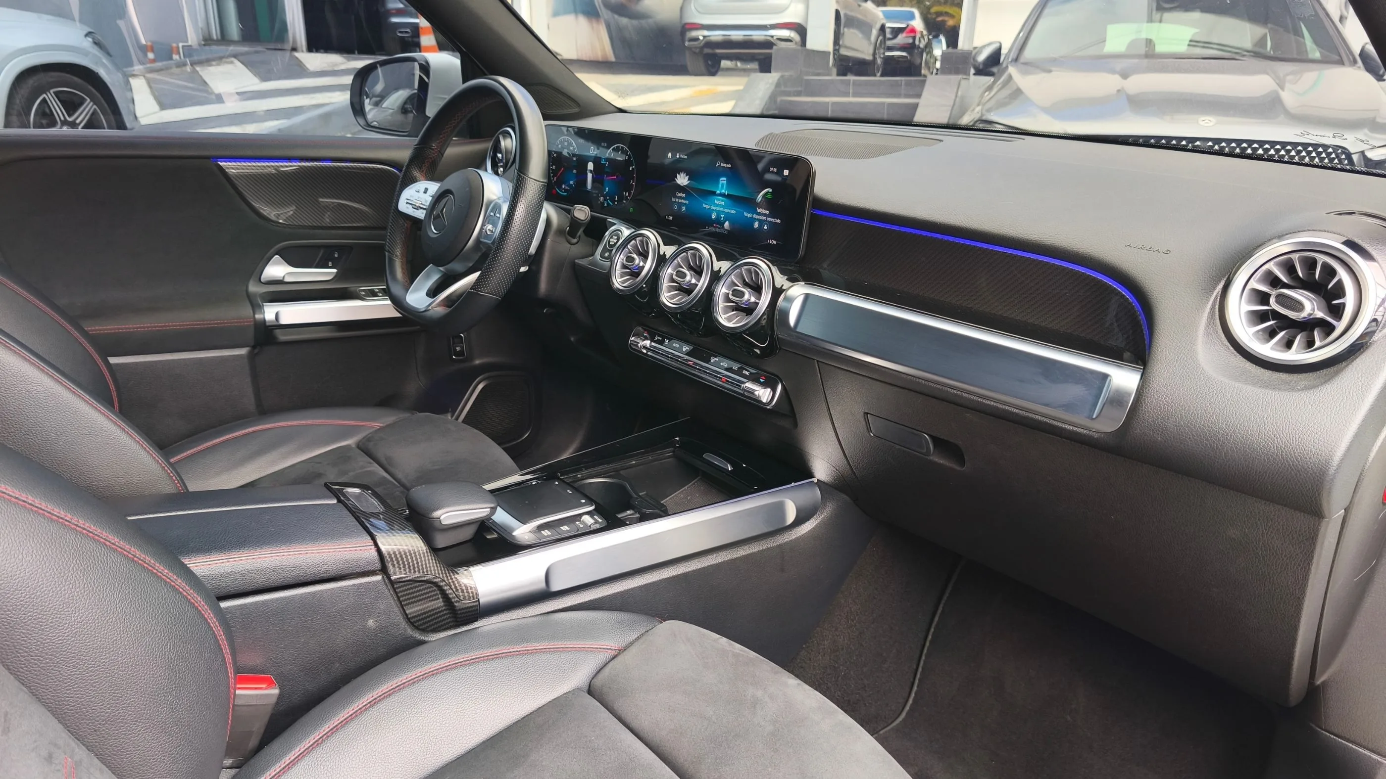 MERCEDES-BENZ GLB 200 [X247] AMG LINE TP 1300CC T CT