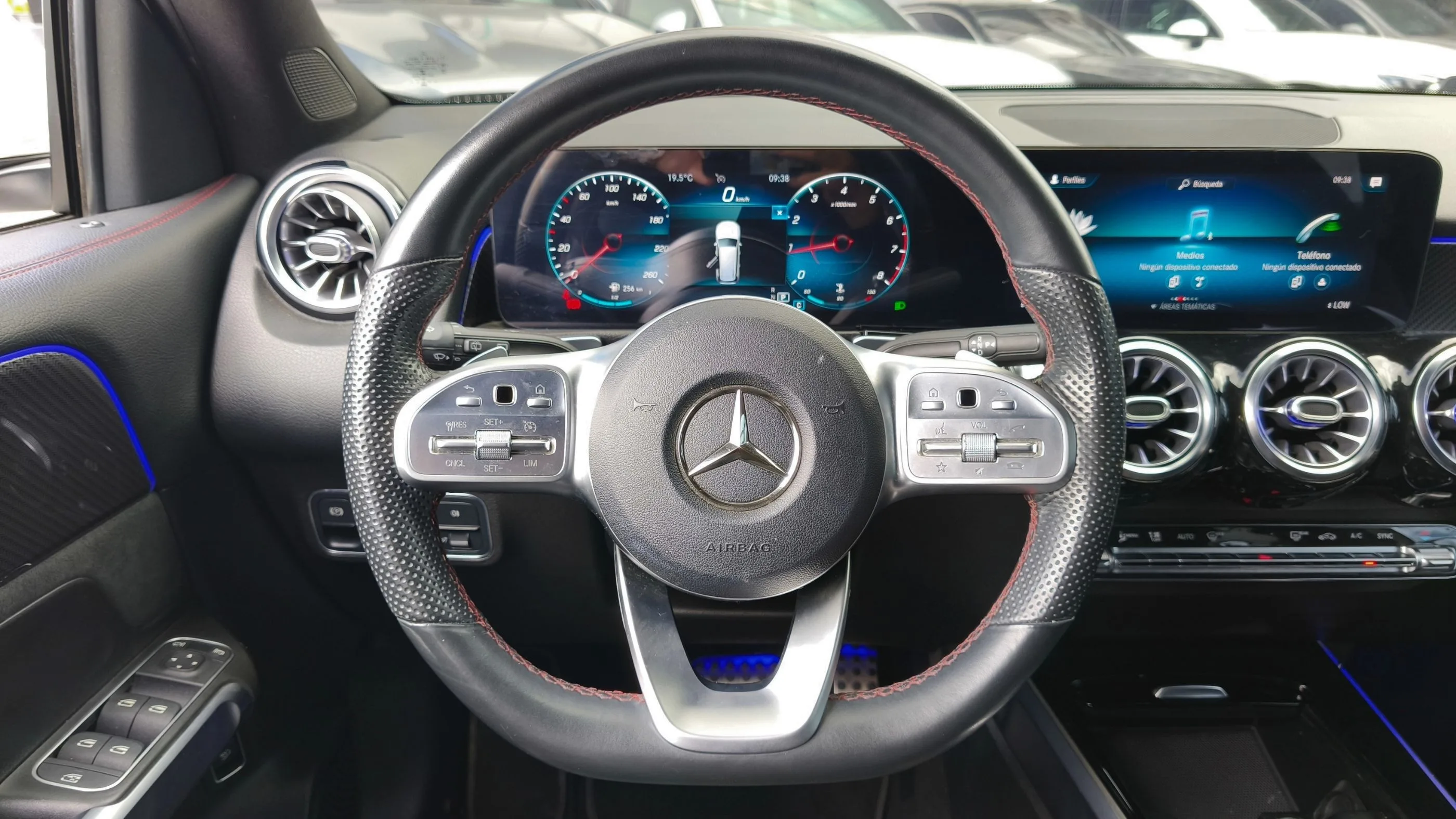 MERCEDES-BENZ GLB 200 [X247] AMG LINE TP 1300CC T CT
