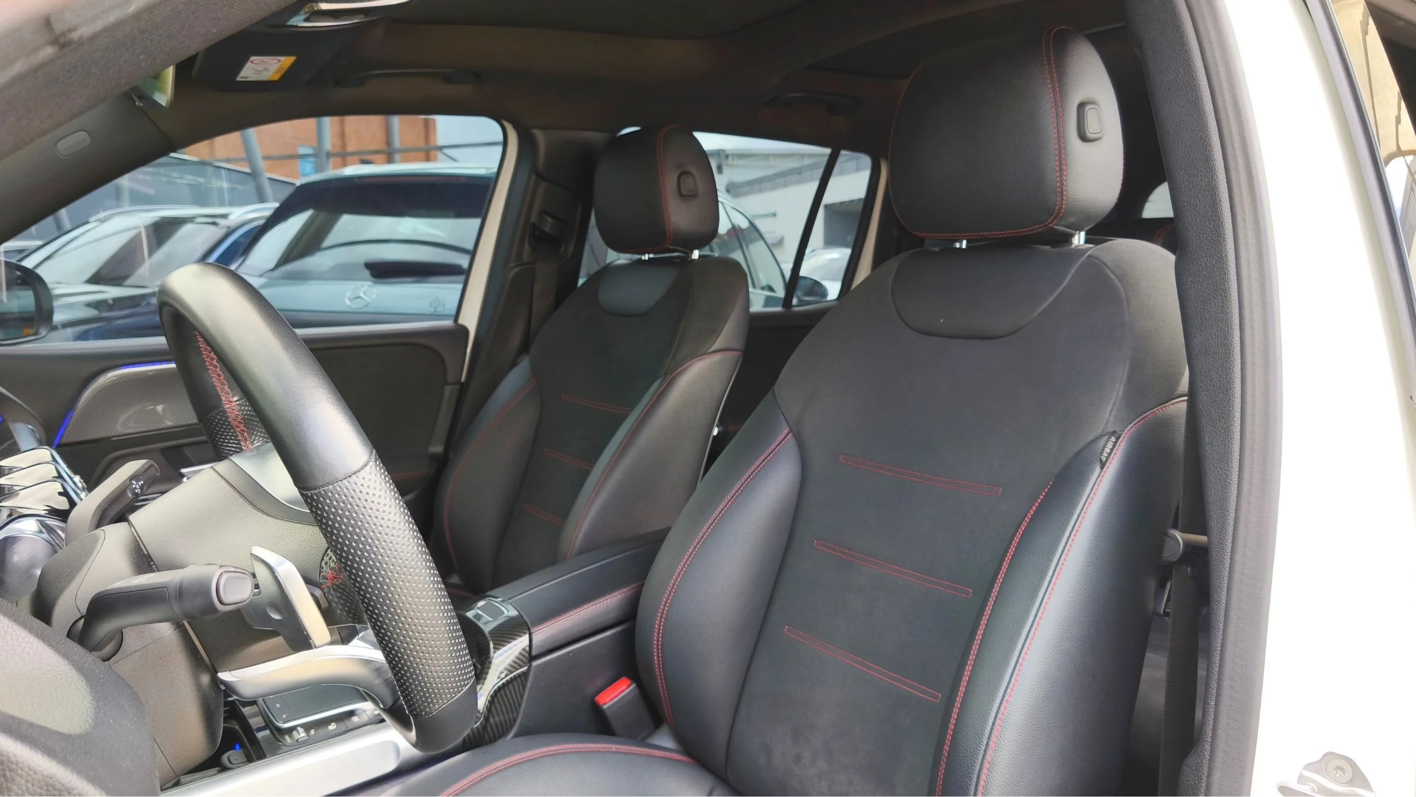 MERCEDES-BENZ GLB 200 [X247] AMG LINE TP 1300CC T CT